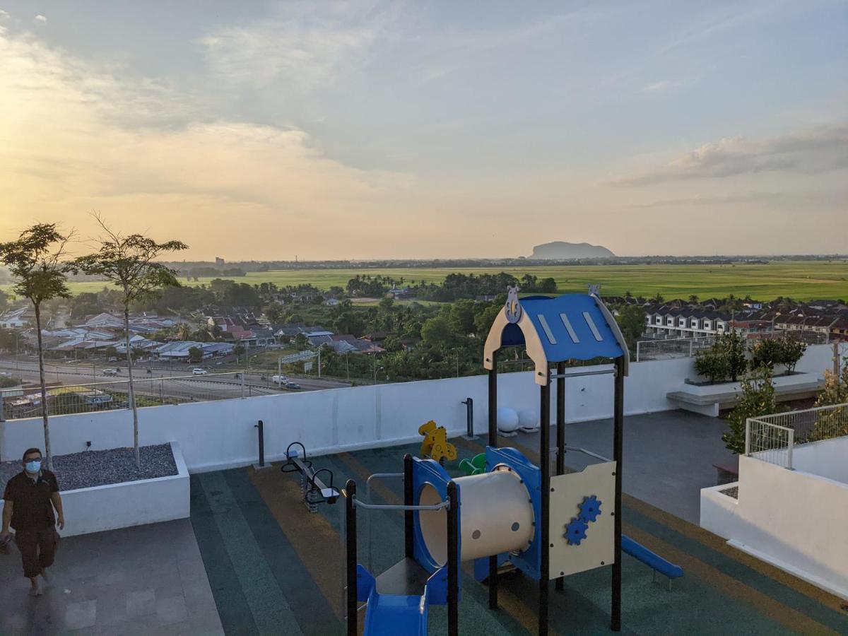 Alor Setar Imperio By Im Staycation 3Bedroom & Rooftop Pool Екстериор снимка